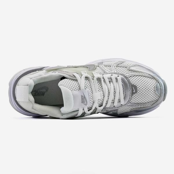 Кросівки Nike V2K Runtekk "White Metallic" 17606-Сріблястий-36 фото