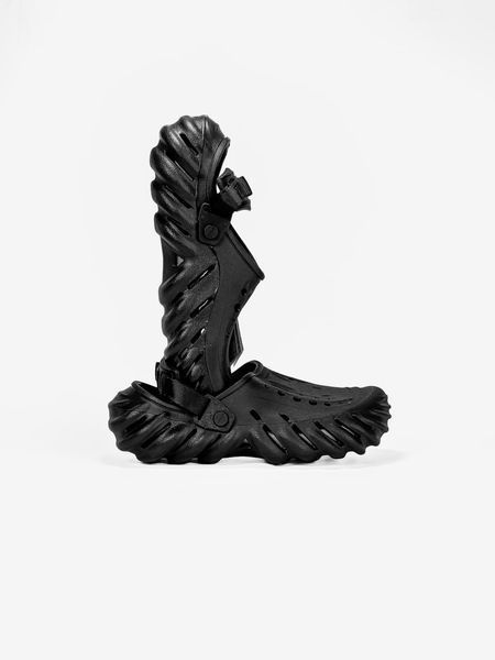 Тапочки Crocs Echo Clog Black 21273-Чорний-39 фото